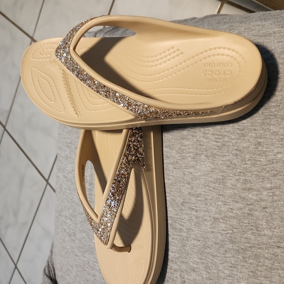 CROCS Beige Sparkle Sandals - Picture 6 of 8